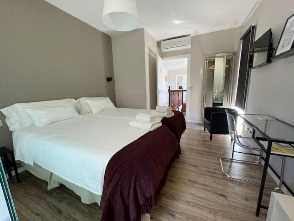 Casa Acougo, Sarria Bed & Breakfast ภายนอก รูปภาพ